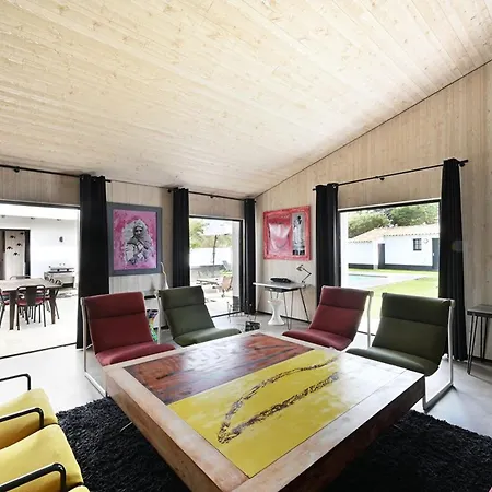 Maison Spacieuse Avec Parking Proche De La - Fr-1-434-117 Casa de Férias