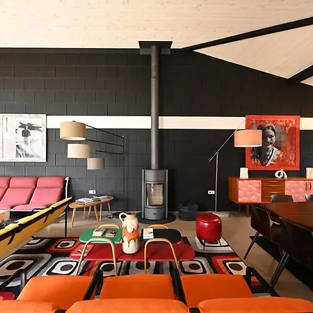 Maison Spacieuse Avec Parking Proche De La Vakantiehuis *